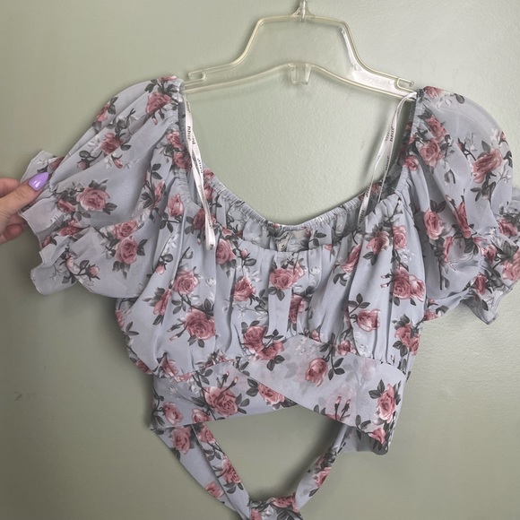 3 flattering fall tops - Picture 4 of 7